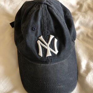SOLD: Yankees Baseball Hat